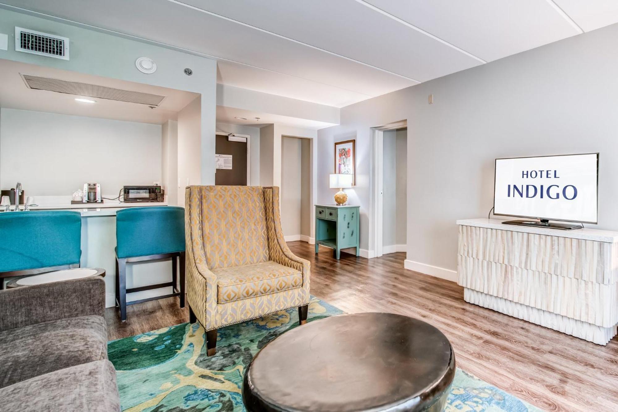 Hotel Indigo Atlanta Vinings By Ihg Smyrna Luaran gambar