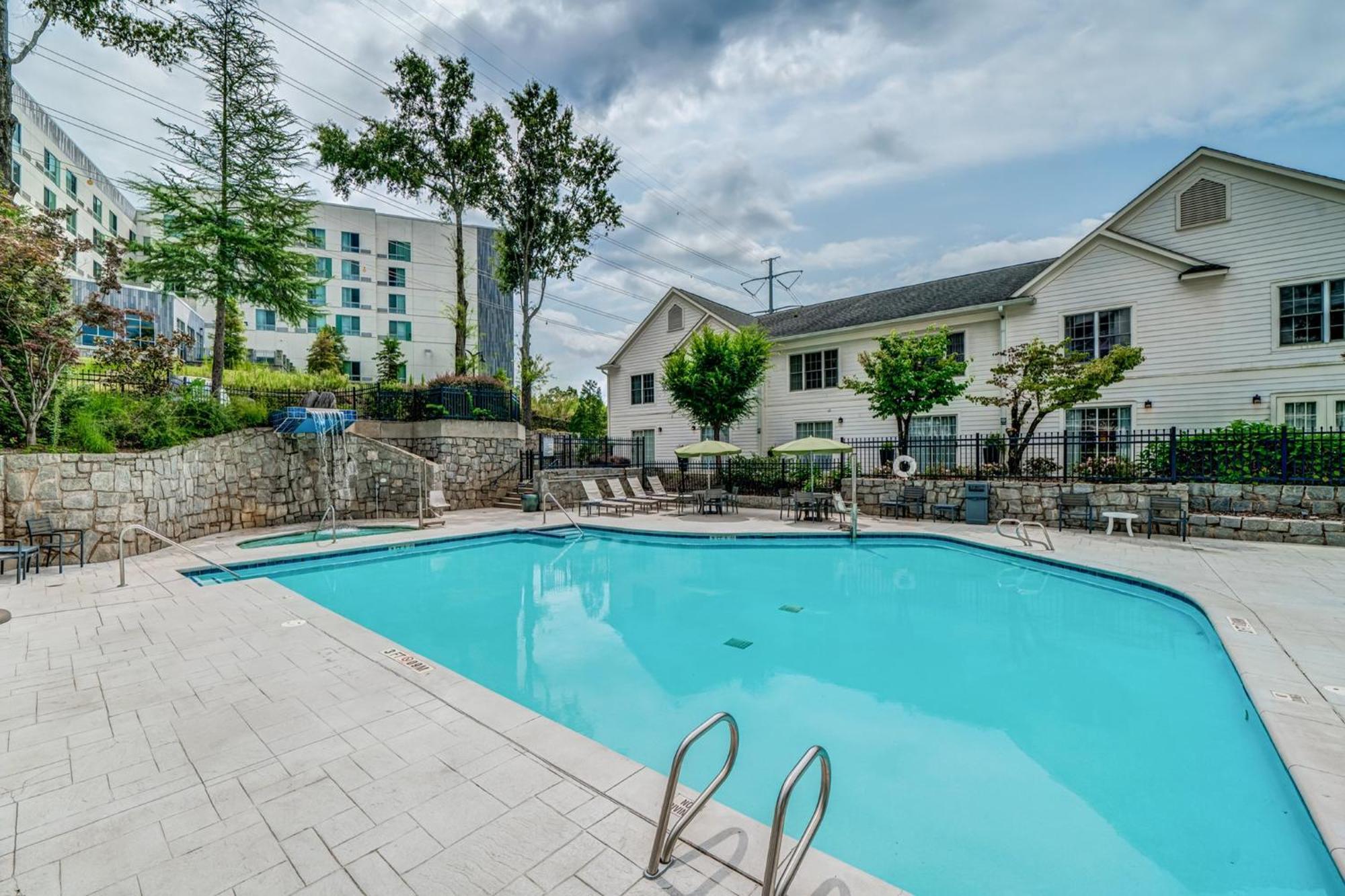 Hotel Indigo Atlanta Vinings By Ihg Smyrna Luaran gambar