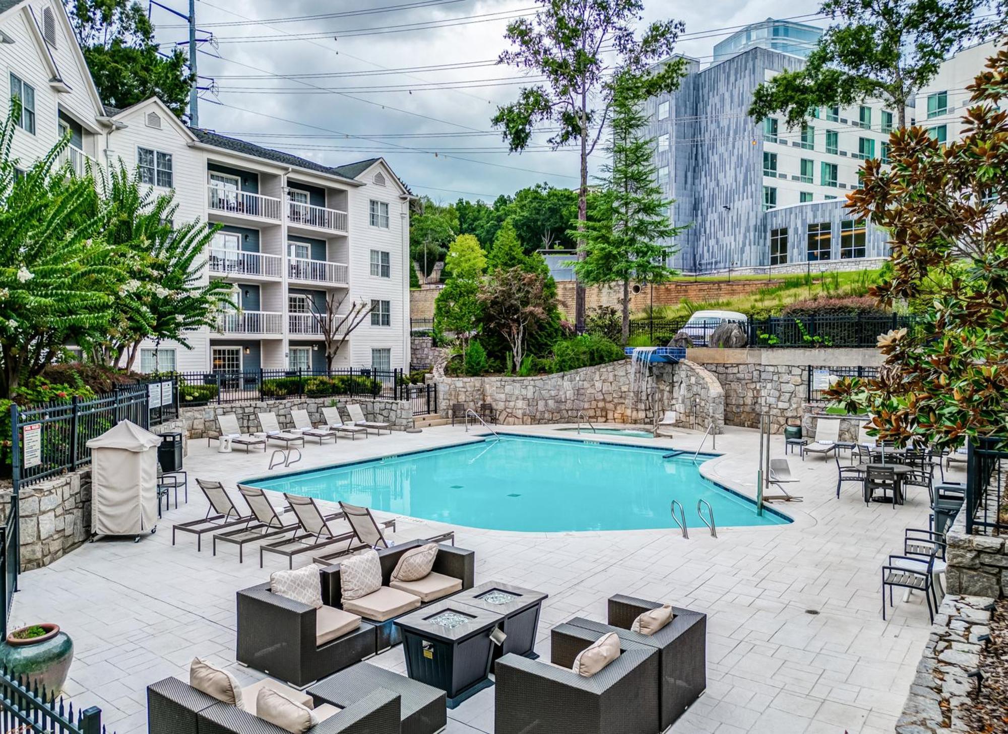 Hotel Indigo Atlanta Vinings By Ihg Smyrna Luaran gambar